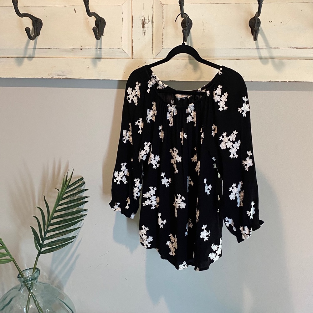 Soft Surroundings scoop neck shirt